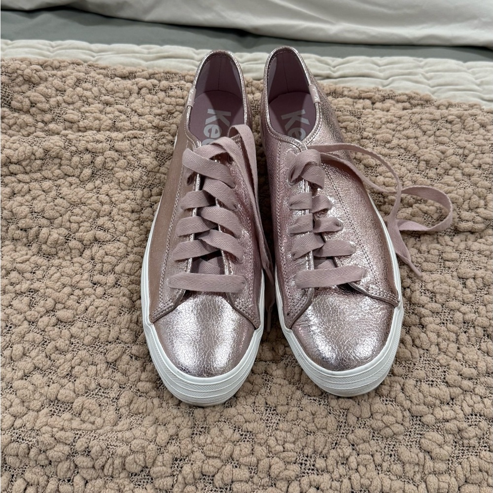 Meds Women's Triple Kick Leather Sneaker Sz 10